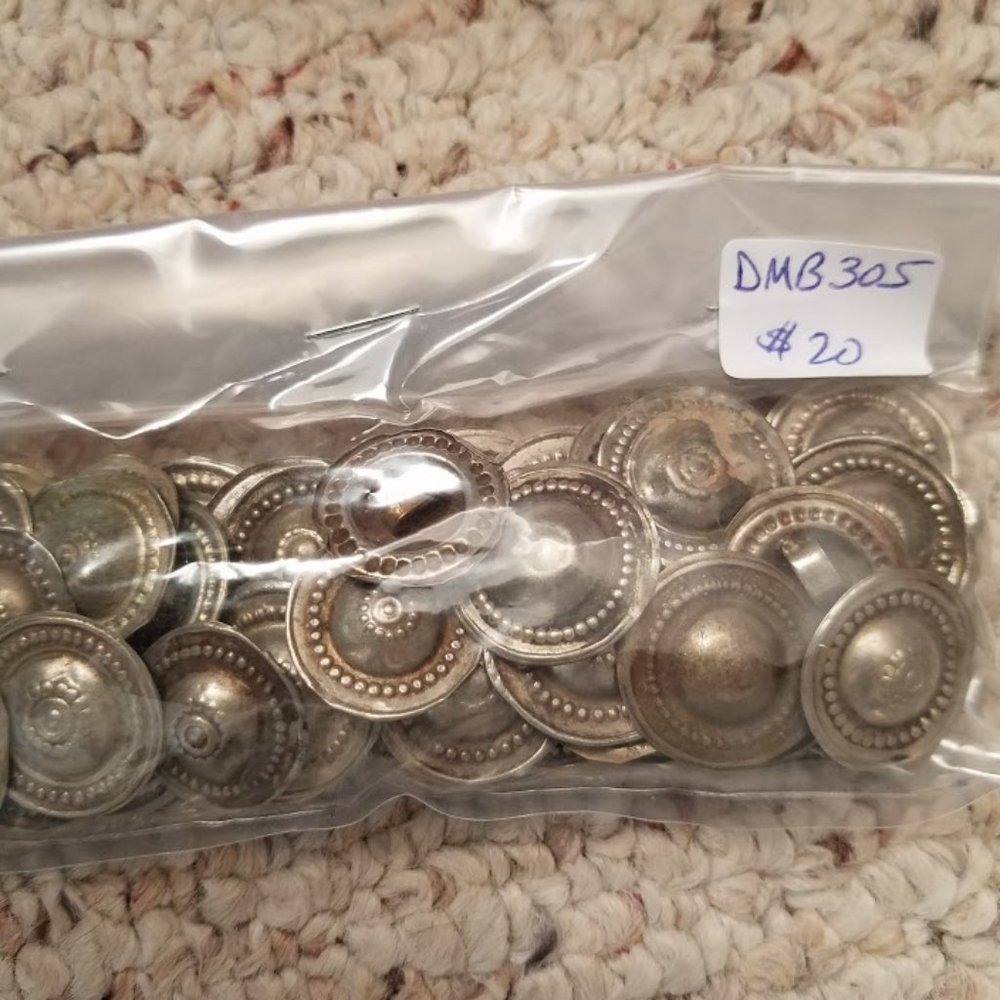 Waziri buttons